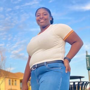 Meet your Posher, Jade